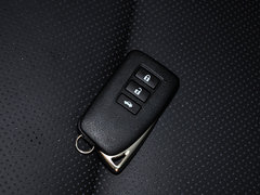 2014款 300h 2.5L CVT 领先版