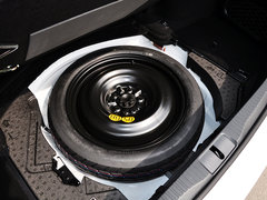 2014款 300h 2.5L CVT 领先版