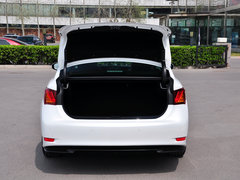 2014款 300h 2.5L CVT 领先版