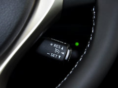 2014款 300h 2.5L CVT 领先版