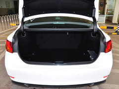 2014款 300h 2.5L CVT 豪华版