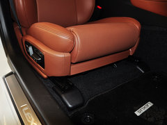 2014款 300h 2.5L CVT 豪华版