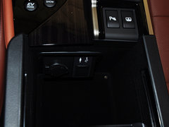 2014款 300h 2.5L CVT 豪华版