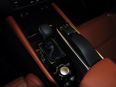 2014款 300h 2.5L CVT 豪华版
