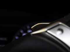 2014款 300h 2.5L CVT 豪华版