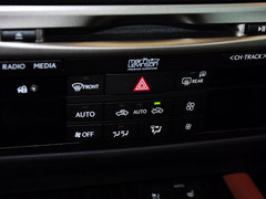 2014款 300h 2.5L CVT 豪华版