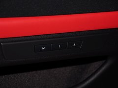 2014款 4.4T DCT 马年限量版