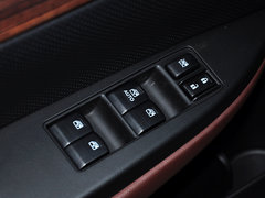 2014款 2.5i CVT 雅尚智能版 5座
