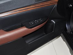 2014款 2.5i CVT 雅尚智能版 5座