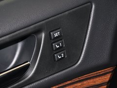 2014款 2.5i CVT 雅尚智能版 5座