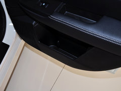 2014款 2.5i CVT 雅尚运动版 5座