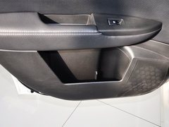 2014款 2.5i CVT 雅尚运动版 5座