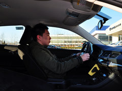 2014款 200h 1.8L CVT 精英版（双色）