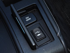 2014款 200h 1.8L CVT 精英版（双色）