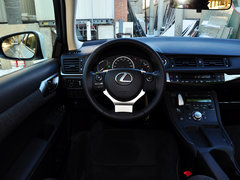 2014款 200h 1.8L CVT 精英版（双色）