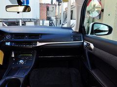 2014款 200h 1.8L CVT 精英版（双色）
