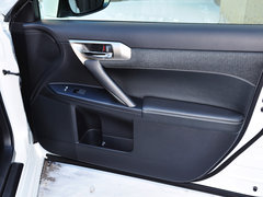 2014款 200h 1.8L CVT 精英版（双色）
