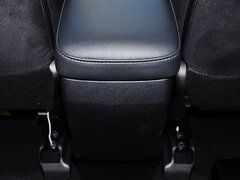 2014款 200h 1.8L CVT 精英版（双色）