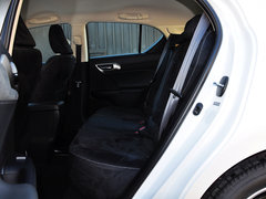 2014款 200h 1.8L CVT 精英版（双色）