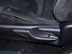 2014款 200h 1.8L CVT 精英版（双色）