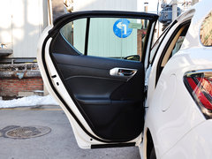 2014款 200h 1.8L CVT 精英版（双色）