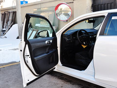 2014款 200h 1.8L CVT 精英版（双色）