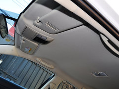 2014款 200h 1.8L CVT 精英版（双色）