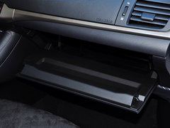 2014款 200h 1.8L CVT 精英版（双色）