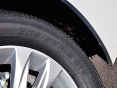 2014款 200h 1.8L CVT 精英版（双色）