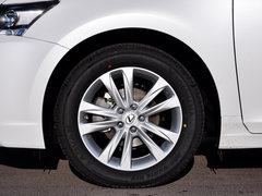 2014款 200h 1.8L CVT 精英版（双色）