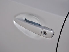 2014款 200h 1.8L CVT 精英版（双色）