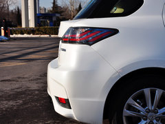 2014款 200h 1.8L CVT 精英版（双色）