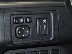 2014款 200h 1.8L CVT 舒适版（单色）