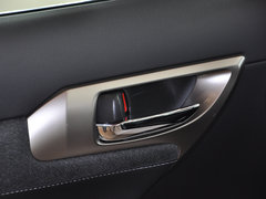 2014款 200h 1.8L CVT 舒适版（单色）