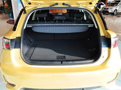 2014款 200h 1.8L CVT 舒适版（单色）