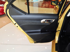 2014款 200h 1.8L CVT 舒适版（单色）