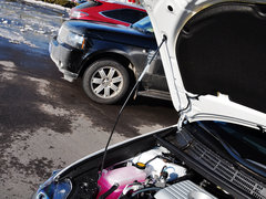 2014款 200h 1.8L CVT 舒适版（双色）