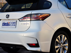 2014款 200h 1.8L CVT 舒适版（双色）