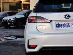 2014款 200h 1.8L CVT 舒适版（双色）