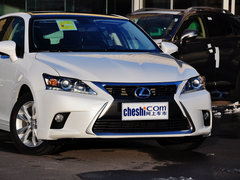 2014款 200h 1.8L CVT 舒适版（双色）