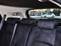 2014款 200h 1.8L CVT 舒适版（双色）
