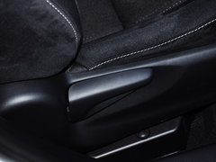 2014款 200h 1.8L CVT 舒适版（双色）
