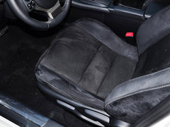 2014款 200h 1.8L CVT 舒适版（双色）