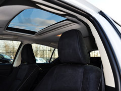 2014款 200h 1.8L CVT 舒适版（双色）