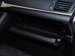 2014款 200h 1.8L CVT 舒适版（双色）