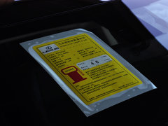 2014款 200h 1.8L CVT 舒适版（双色）