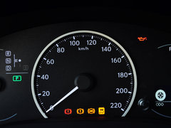 2014款 200h 1.8L CVT 舒适版（双色）