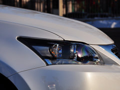 2014款 200h 1.8L CVT 舒适版（双色）