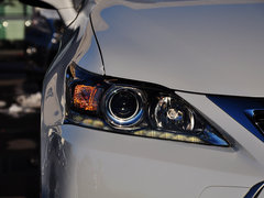 2014款 200h 1.8L CVT 舒适版（双色）