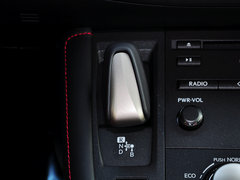 2014款 200h 1.8L CVT F SPORT版（双色）